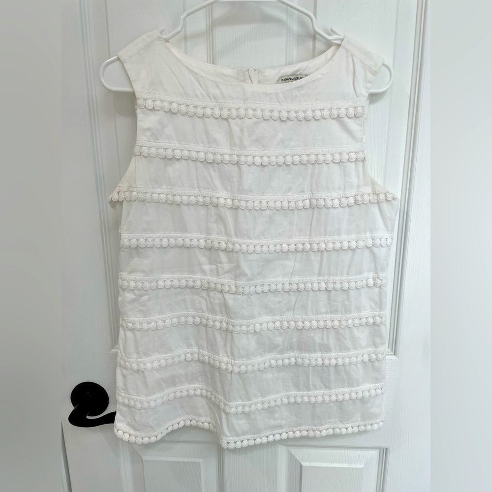 Banana Republic White Ivory Tiered Crochet Detail Tank Top Women’s Size M